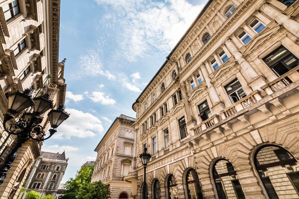 Bpr Opera Lux Treasure Budapeste Exterior foto